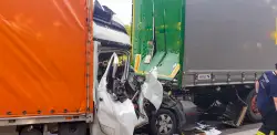 BAB7: Auffahrunfall endet tödlich