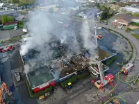 Feuer vernichtet Diskothek in Walsrode vollständig