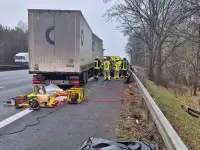 Vier Verletzte nach Unfall auf der A7 - Einer davon schwer