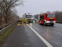 Vier Verletzte nach Unfall auf der A7 - Einer davon schwer