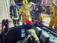 TH: PKW-Rettung mit Crossrammer