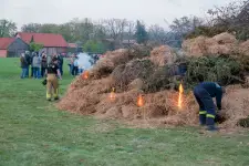 Osterfeuer mit Frühlingsvibes